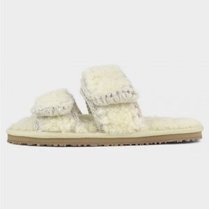 MOU Slipper Curly Sheepskin Slippers NEW Size 9 US or 40 EU